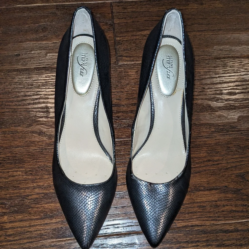 Alfani Step n Flex Pump Heels with Metallic Snake Skin Print